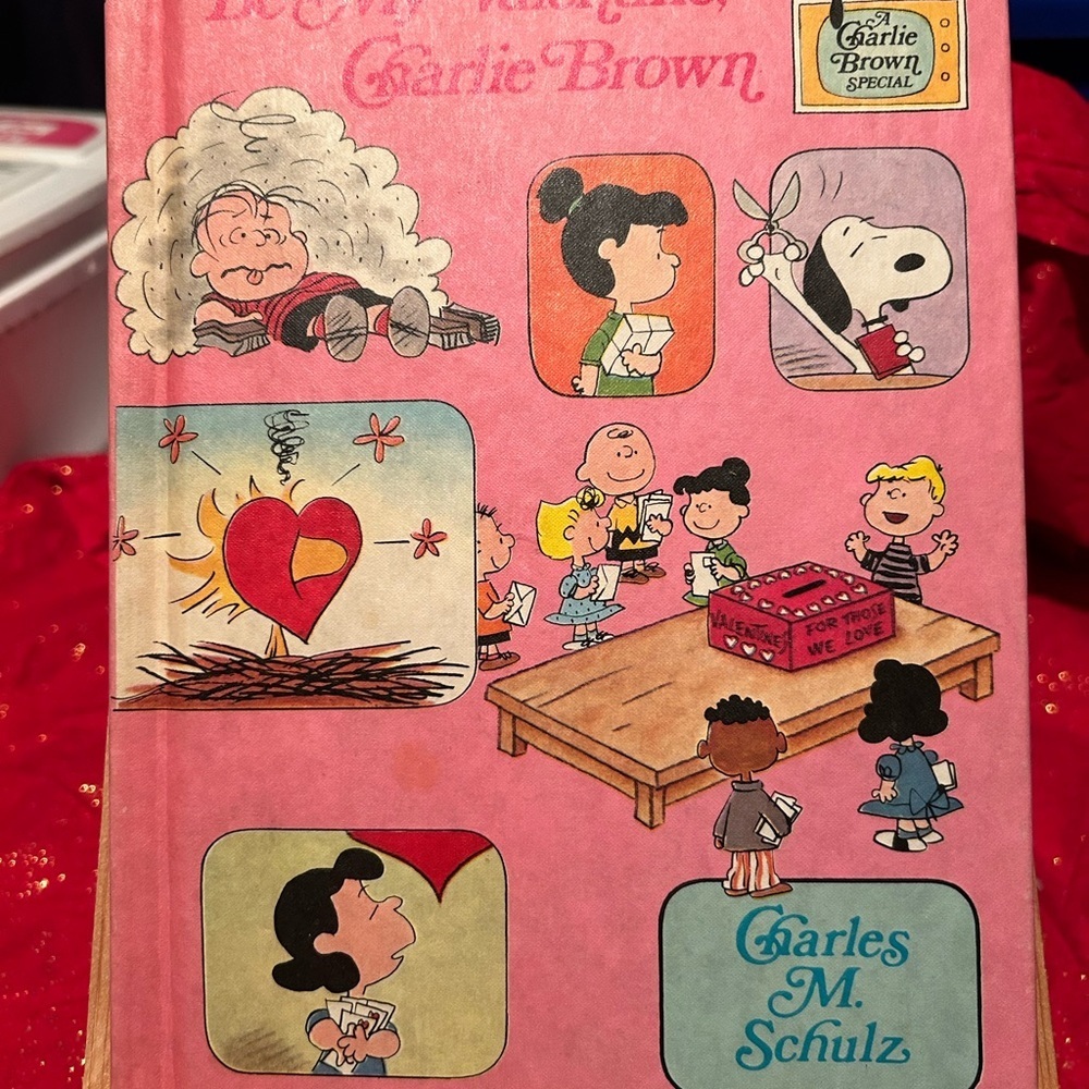 Be My Valentine Charlie Brown by Charles M Shultz - hardcover Collectible